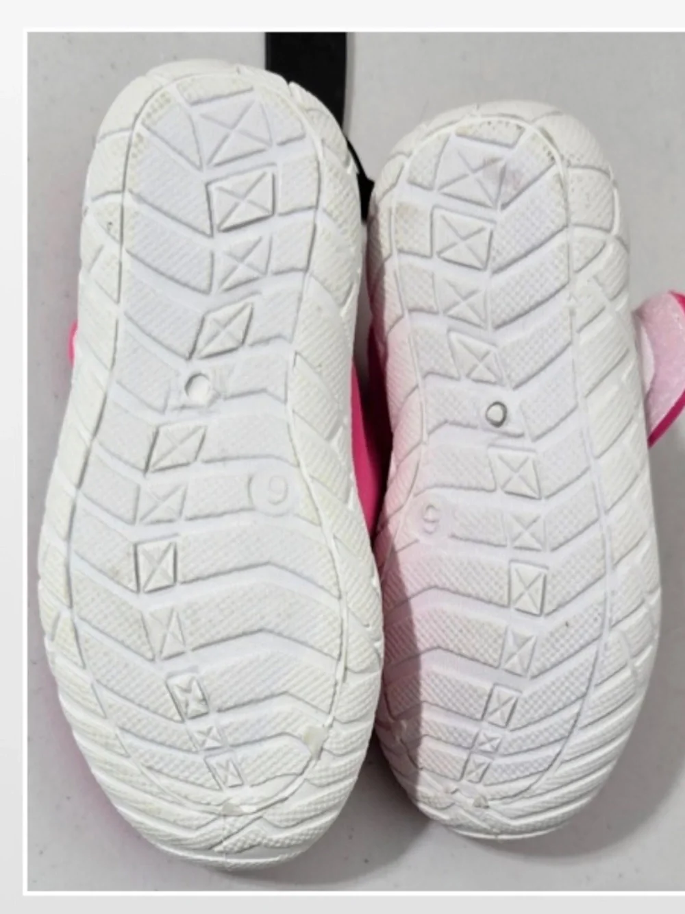 New Wave Zone Water Shoes Girls Size 6 Toddlers Pink White Mesh Kids NWT